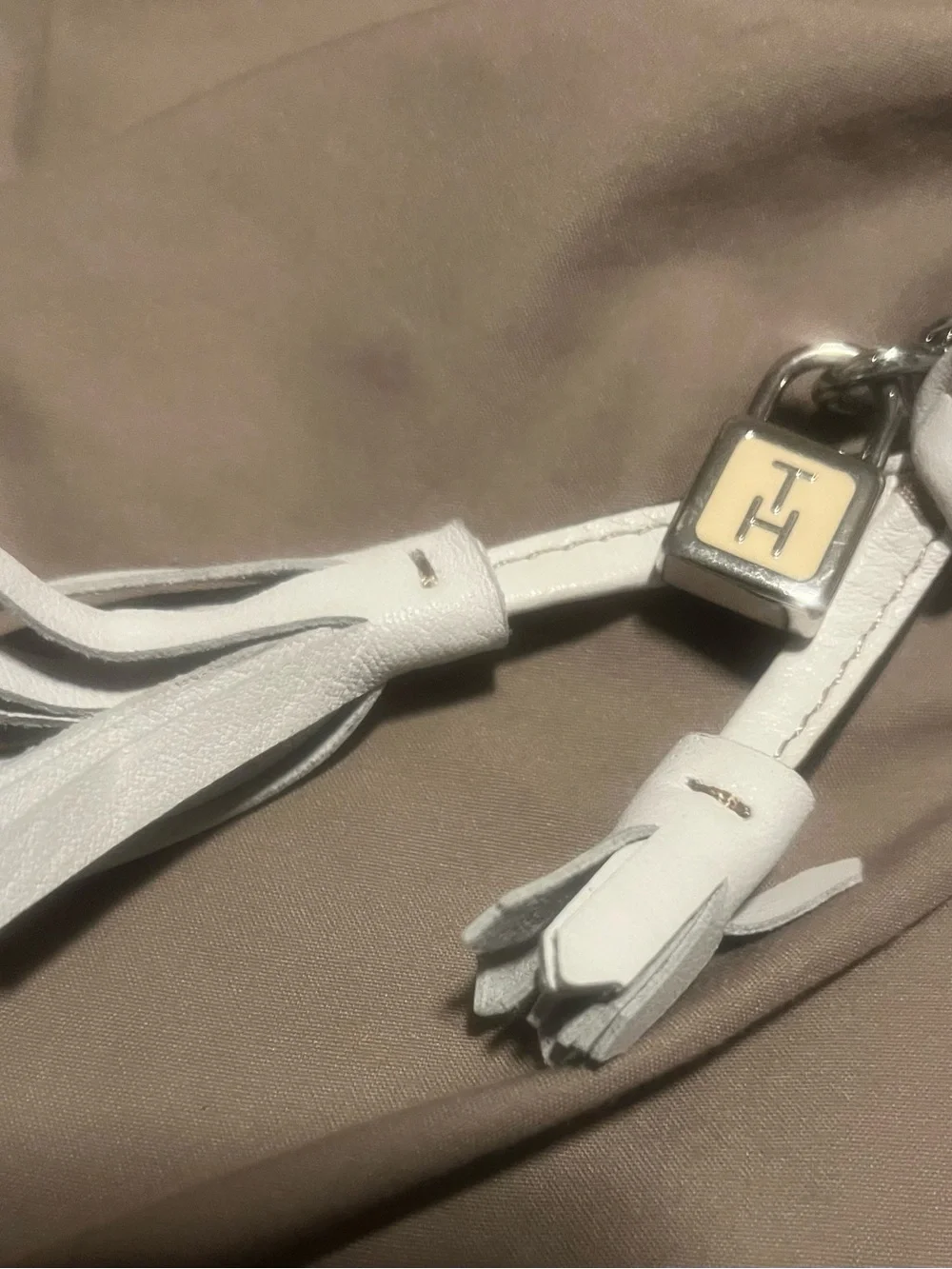 Tommy Hilfiger elegant white